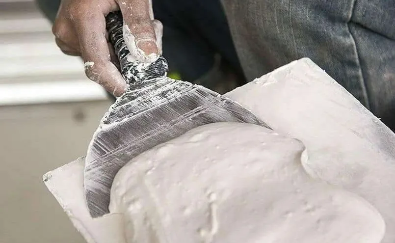 معایب گچ پلیمری